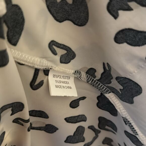 Tickled Teal Leopard Animal Print Light-Weight Open Long Stretchy Cardigan XL - Picture 4 of 4